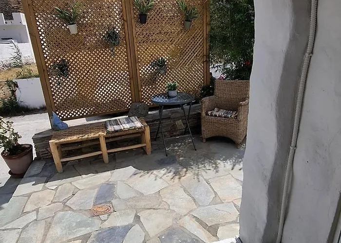 Appartamento Thiramnia Kaga Kythnosuites *