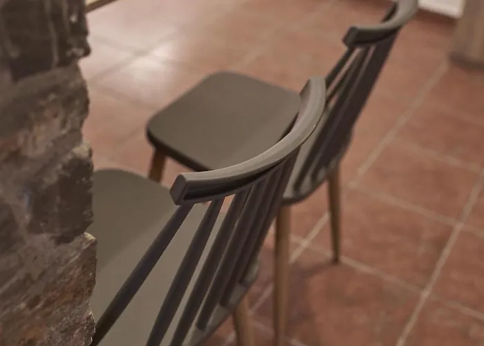 Thiramnia Kaga Kythnosuites * Mérichas